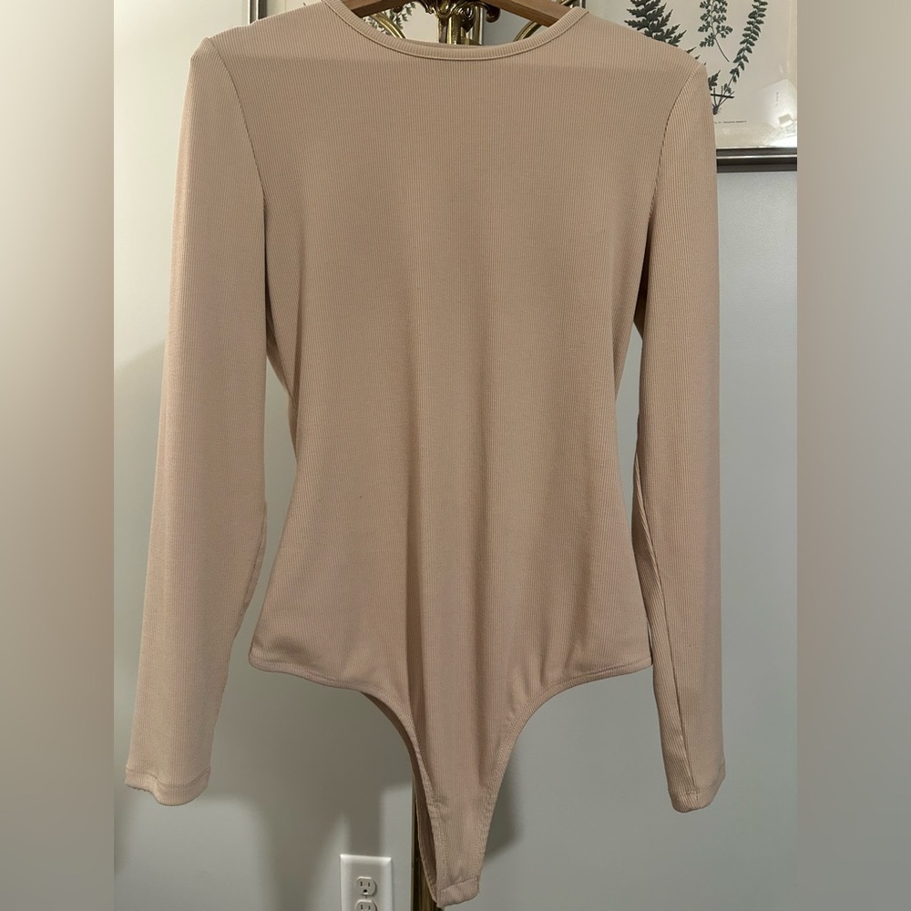 Gianni Bini Body Suit Ribbed Long Sleeve Taupe Medium - Picture 7 of 13